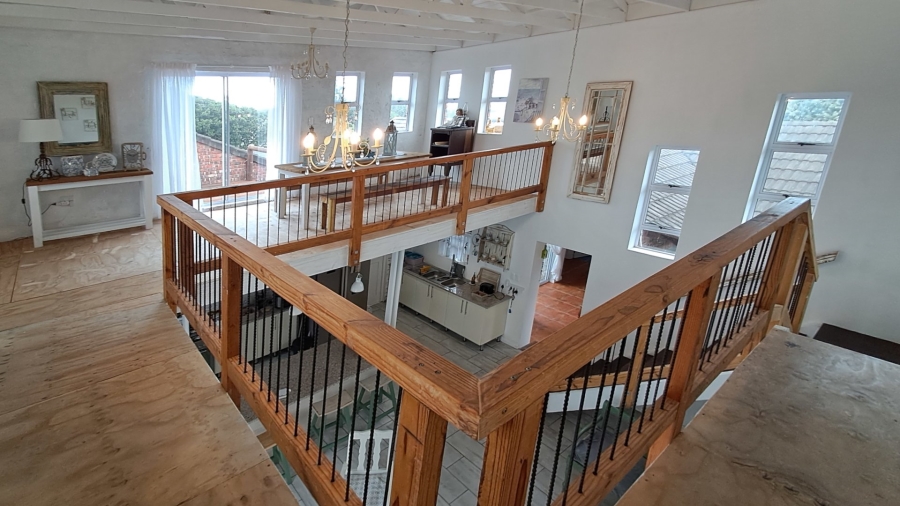 4 Bedroom Property for Sale in Seaview Eastern Cape